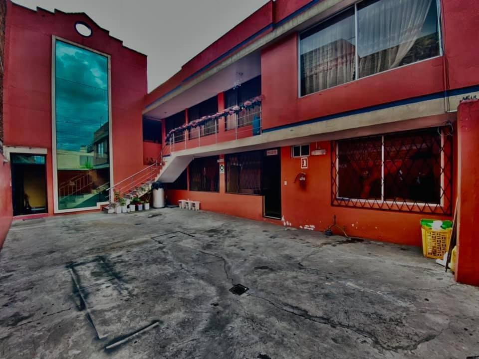 Hotel Jimmy Latacunga Esterno foto